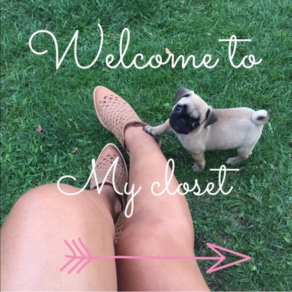 💜Meet your Posher, Michelle💜 - Picture 1 of 1